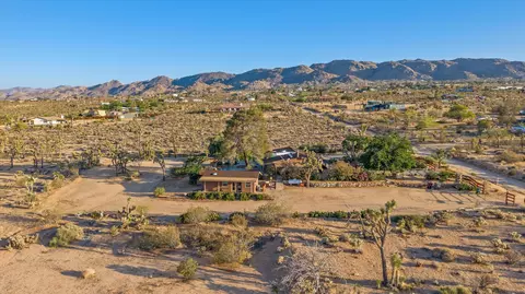 View/Area - 6785 Saddleback Rd, Joshua Tree, CA 92252 photo 3 of 7