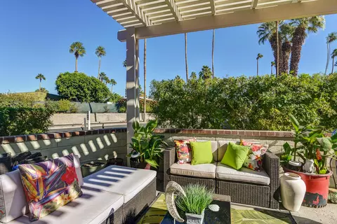 35304 Paseo Circulo W, Cathedral City, CA 92234