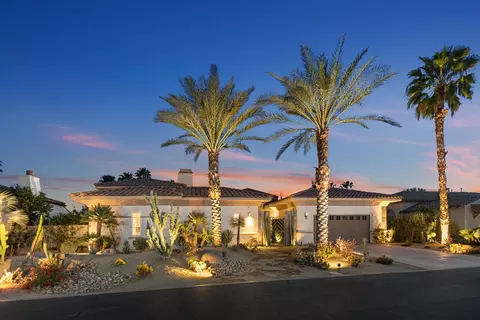 8 Oakmont Dr, Rancho Mirage, CA 92270