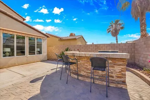 Exterior - 84186 Canzone Dr, Indio, CA 92203 photo 4 of 7