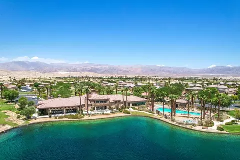 View/Area - 84186 Canzone Dr, Indio, CA 92203 photo 10 of 13