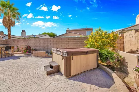 Exterior - 84186 Canzone Dr, Indio, CA 92203 photo 3 of 7