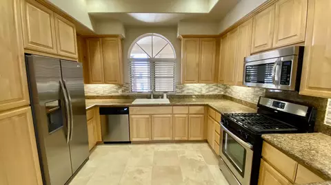 1810 Via San Martino, Palm Desert, CA 92260