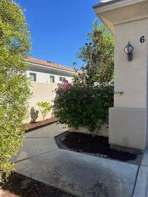 Exterior - 6 Champagne Circle Cir, Rancho Mirage, CA 92270 photo 7 of 12