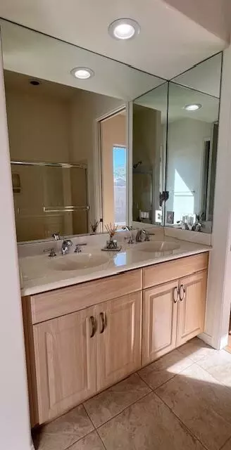 Bath - 6 Champagne Circle Cir, Rancho Mirage, CA 92270 photo 4 of 4