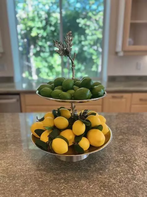 Kitchen - 6 Champagne Circle Cir, Rancho Mirage, CA 92270 photo 1 of 3