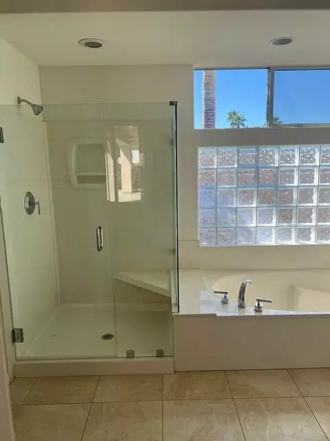 Bath - 6 Champagne Circle Cir, Rancho Mirage, CA 92270 photo 3 of 4