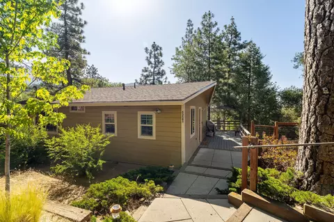 Exterior - 53545 Double View Dr, Idyllwild, CA 92549 photo 4 of 17