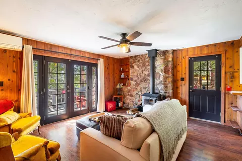 Living - 53545 Double View Dr, Idyllwild, CA 92549 photo 3 of 6
