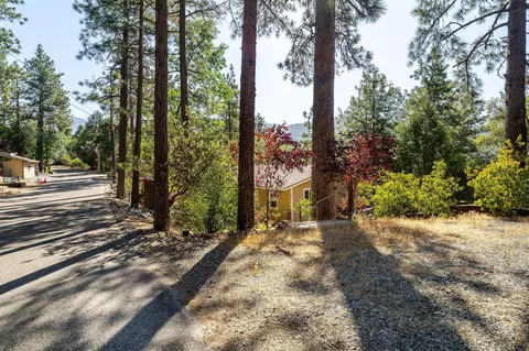 Exterior - 53545 Double View Dr, Idyllwild, CA 92549 photo 2 of 17