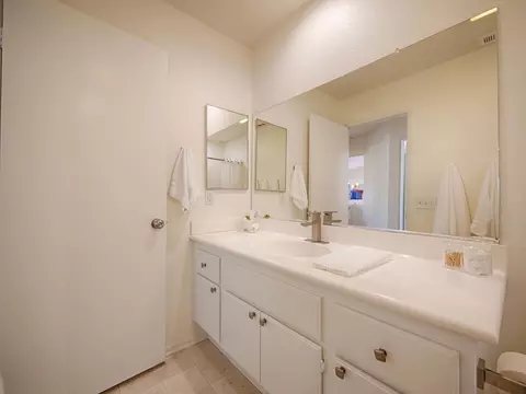 Bath - 82550 Delano Dr, Indio, CA 92201 photo 5 of 7