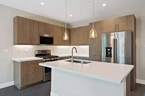 Kitchen - 51673 Harmony Ct, Indio, CA 92201 photo 1 of 2