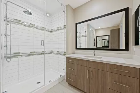 Bath - 51673 Harmony Ct, Indio, CA 92201 photo 2 of 4
