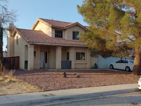 11752 Drake Ct, Adelanto, CA 92301 photo 1