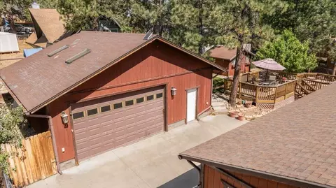 377 Brewer Way, Big Bear City, CA 92314 photo 4