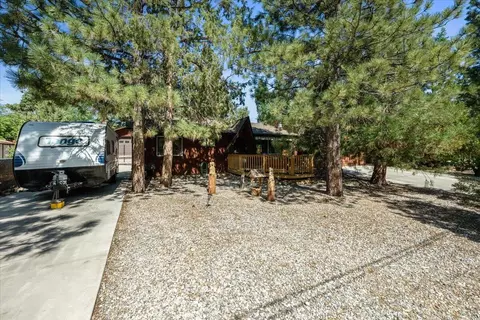 377 Brewer Way, Big Bear City, CA 92314 photo 10