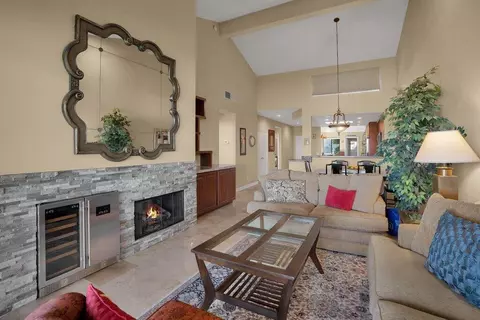 38380 Crocus Ln, Palm Desert, CA 92211