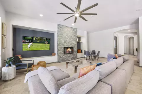 81107 Carefree Dr, Indio, CA 92201