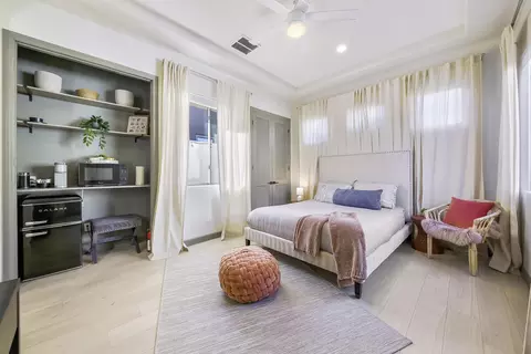 Bedroom - 81107 Carefree Dr, Indio, CA 92201 photo 8 of 9