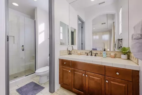 Bath - 81107 Carefree Dr, Indio, CA 92201 photo 5 of 5