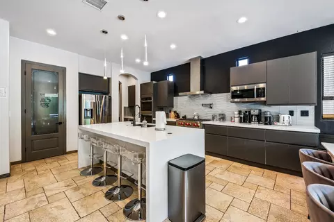 Kitchen - 81107 Carefree Dr, Indio, CA 92201 photo 6 of 6