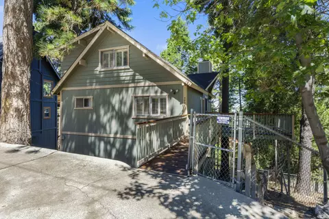 580 Arrowhead Villa Rd, Lake Arrowhead, CA 92352 photo 32