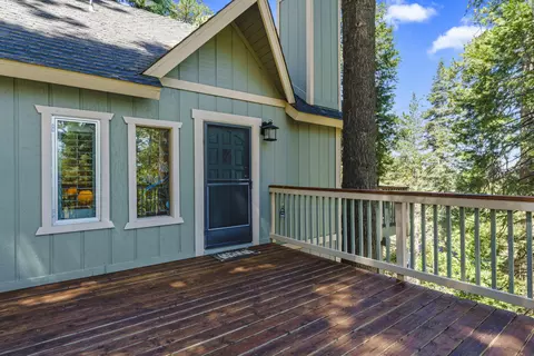 580 Arrowhead Villa Rd, Lake Arrowhead, CA 92352 photo 7