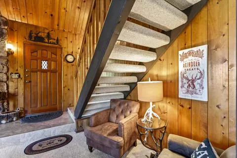 580 Arrowhead Villa Rd, Lake Arrowhead, CA 92352 photo 8