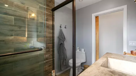Bath - 51535 Northridge Rd, Morongo Valley, CA 92256 photo 2 of 2