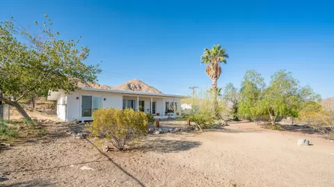 Exterior - 51535 Northridge Rd, Morongo Valley, CA 92256 photo 2 of 10
