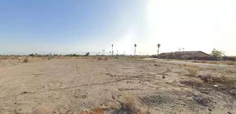 1560 Desert Sand Ave, Thermal, CA 92274
