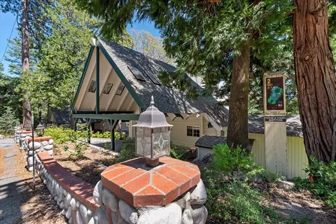 Exterior - 331 Annandale Dr, Lake Arrowhead, CA 92352 photo 2 of 34