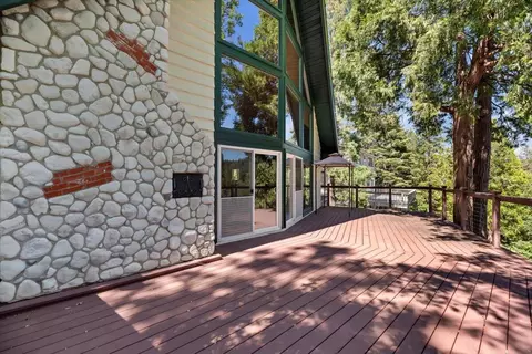 Exterior - 331 Annandale Dr, Lake Arrowhead, CA 92352 photo 14 of 34