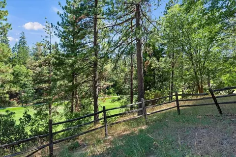 Exterior - 331 Annandale Dr, Lake Arrowhead, CA 92352 photo 33 of 34