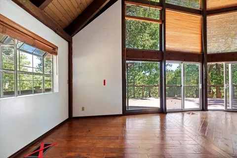 Living - 331 Annandale Dr, Lake Arrowhead, CA 92352 photo 7 of 12