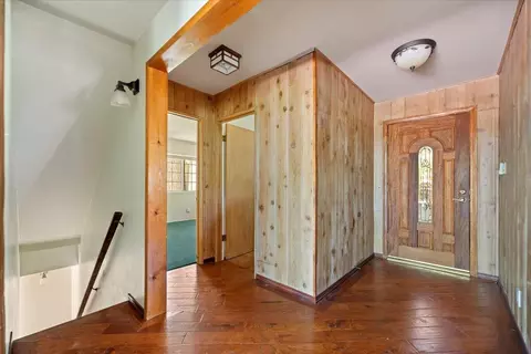 Entry Way - 331 Annandale Dr, Lake Arrowhead, CA 92352 photo 2 of 4