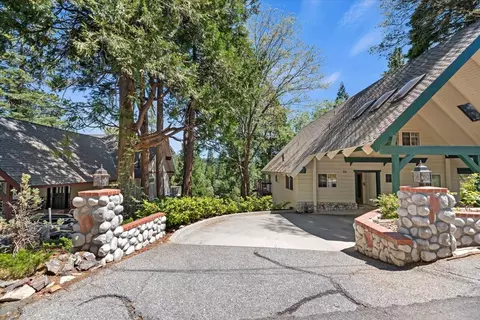 Exterior - 331 Annandale Dr, Lake Arrowhead, CA 92352 photo 4 of 34