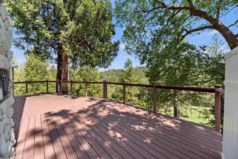 Exterior - 331 Annandale Dr, Lake Arrowhead, CA 92352 photo 15 of 34