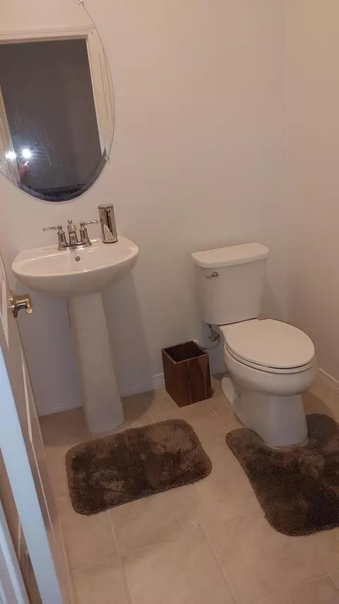 Bath - 85549 Veneto Ln, Indio, CA 92203 photo 3 of 3