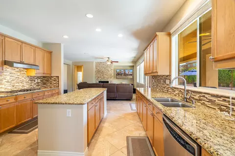 Kitchen - 83417 Stagecoach Rd, Indio, CA 92203 photo 5 of 6