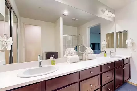 Bath - 82747 Chaplin Ct, Indio, CA 92201 photo 1 of 3