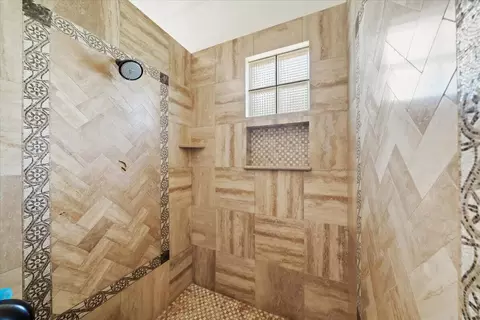 Bath - 78925 Starlight Ln, Bermuda Dunes, CA 92203 photo 6 of 9