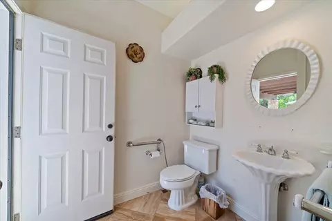 Bath - 78925 Starlight Ln, Bermuda Dunes, CA 92203 photo 2 of 9