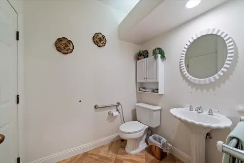 Bath - 78925 Starlight Ln, Bermuda Dunes, CA 92203 photo 1 of 9
