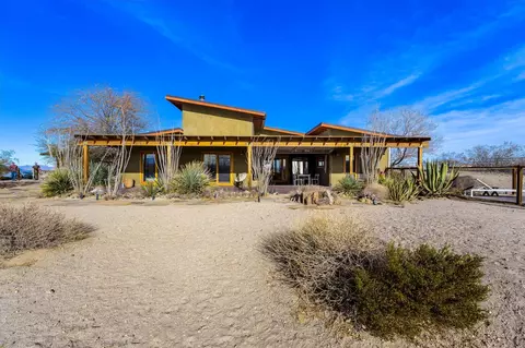 1776 Sunview Ave, Joshua Tree, CA 92252