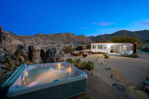 Exterior - 66425 Foothill Drive Dr, Joshua Tree, CA 92252 photo 10 of 13