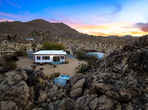 Exterior - 66425 Foothill Drive Dr, Joshua Tree, CA 92252 photo 3 of 13