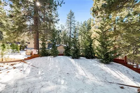 Exterior - 368 Pulaski Rd, Big Bear Lake, CA 92315 photo 6 of 6