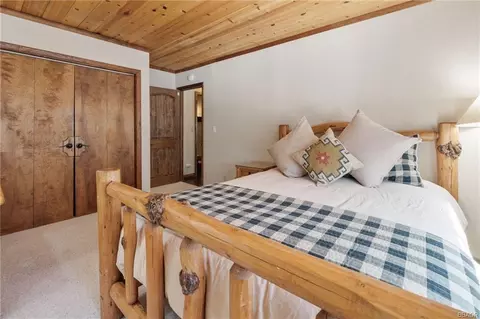 Bedroom - 368 Pulaski Rd, Big Bear Lake, CA 92315 photo 6 of 11