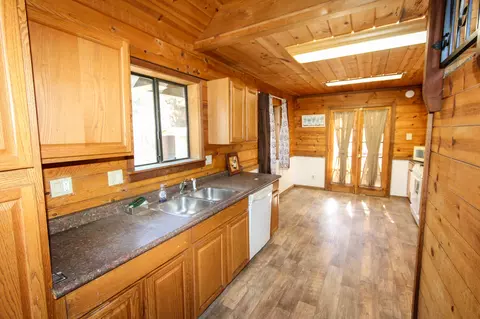 46219 Selenium Ln, Big Bear City, CA 92314 photo 7